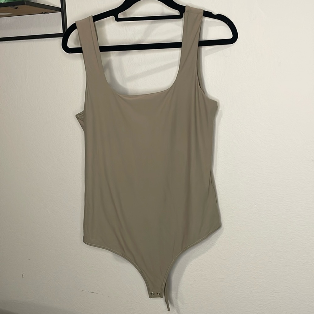 Abercrombie & Fitch - Soft Matte Seamless Squareneck Bodysuit. Size Medium